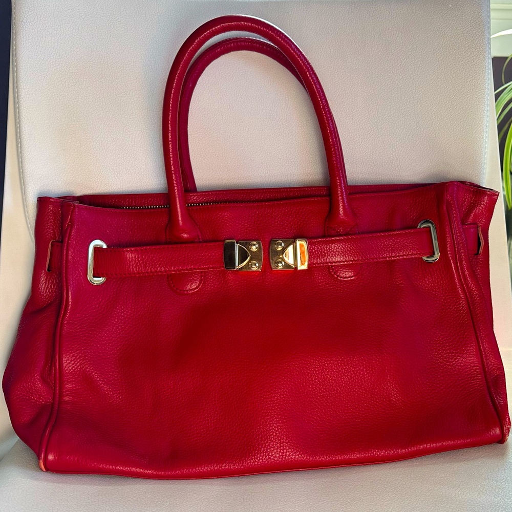 NWOT ONNA EHRLICH Women's Red Leather Gold Buckle Maya Tote Bag